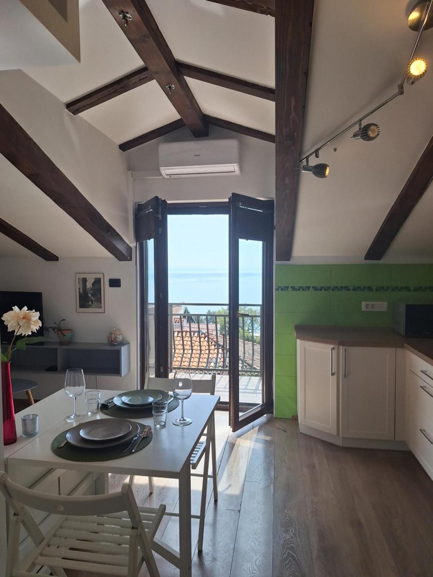 Apartamento Fenix - Stunning View, Great Location & Free Parking Opatija Exterior foto
